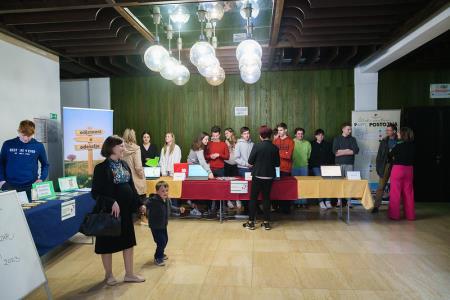 52829364458_7737b53066_c